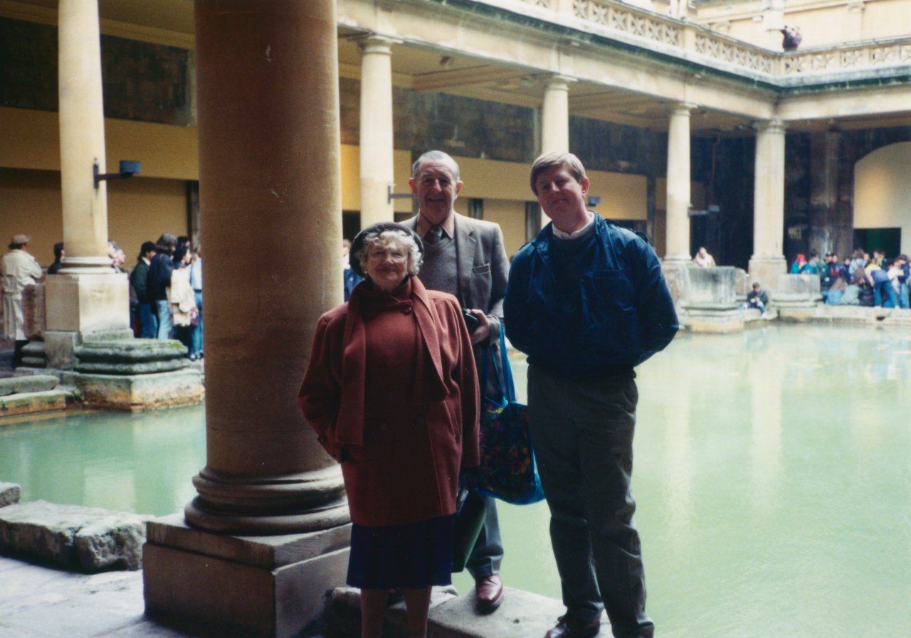 AandM visit England 1993- Bath with his folks